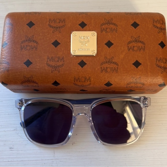 MCM 54mm oversized square sunglasses - Picture 1 of 3